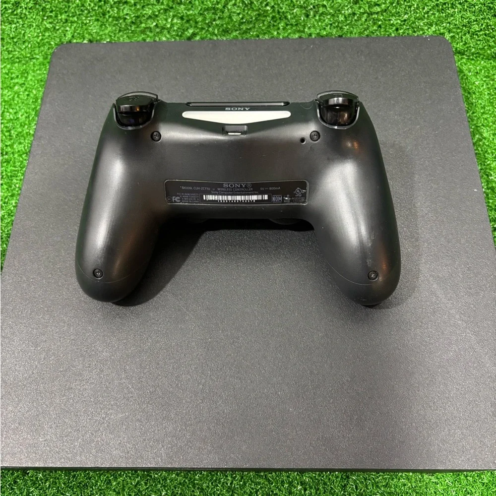 PS4 PlayStation 4 Original Slim Pro 500GB 1TB 2TB Console Sony - Picture 3 of 7